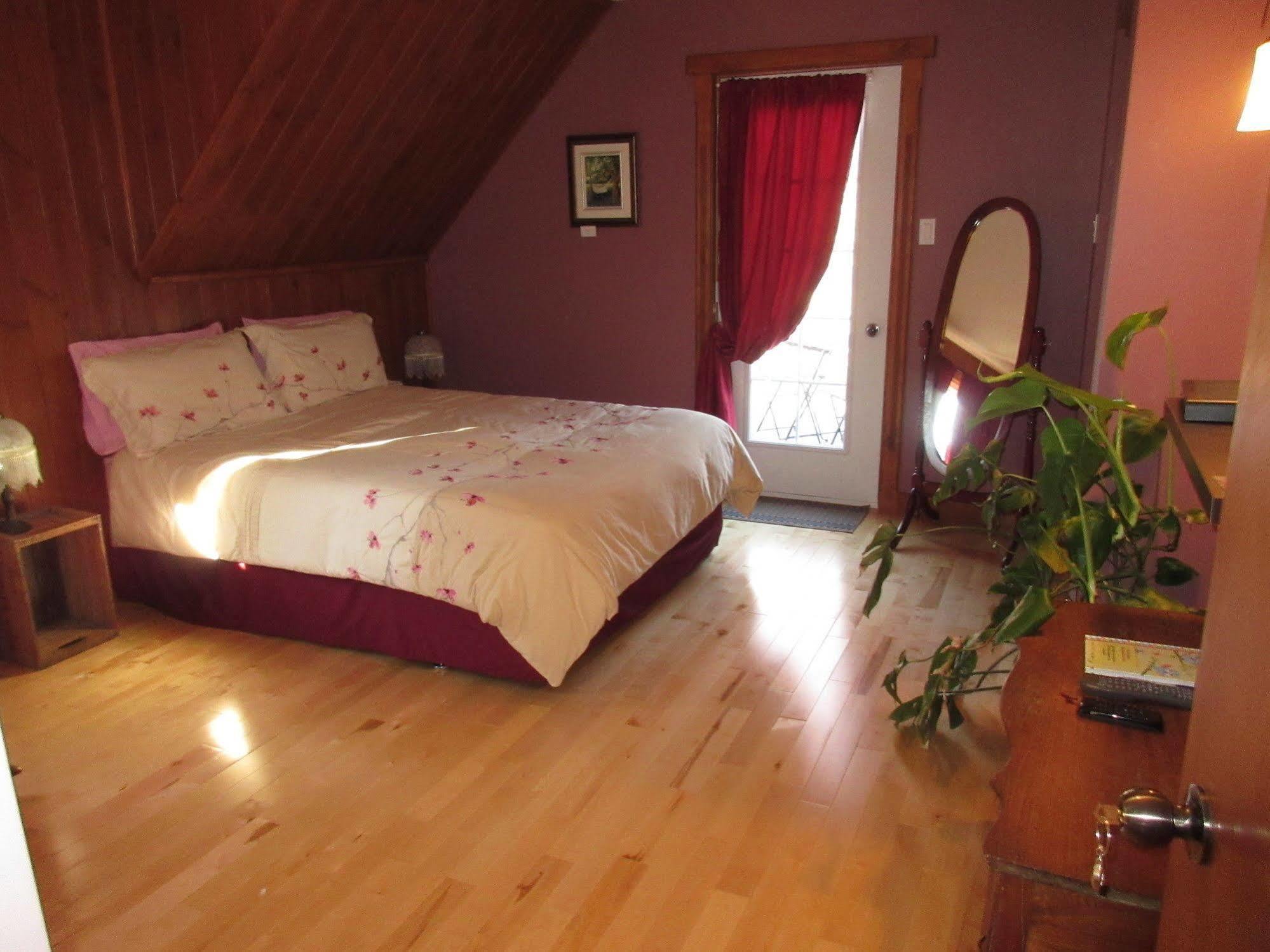 Gite La Maison Du Jardinier Venise-en-Québec エクステリア 写真